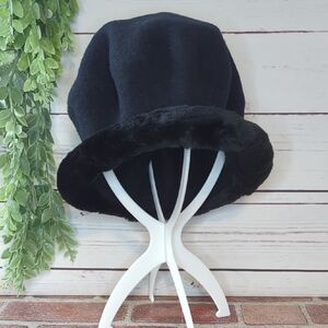 Black Wool Parkhurst Bucket Cloche Hat Fur Trimmed Retro Mod Quiet Luxury Poetic